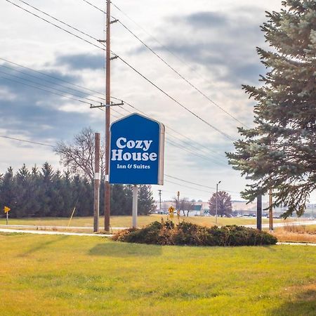 Cozy House Inn & Suites By Marifah Williamsburg エクステリア 写真