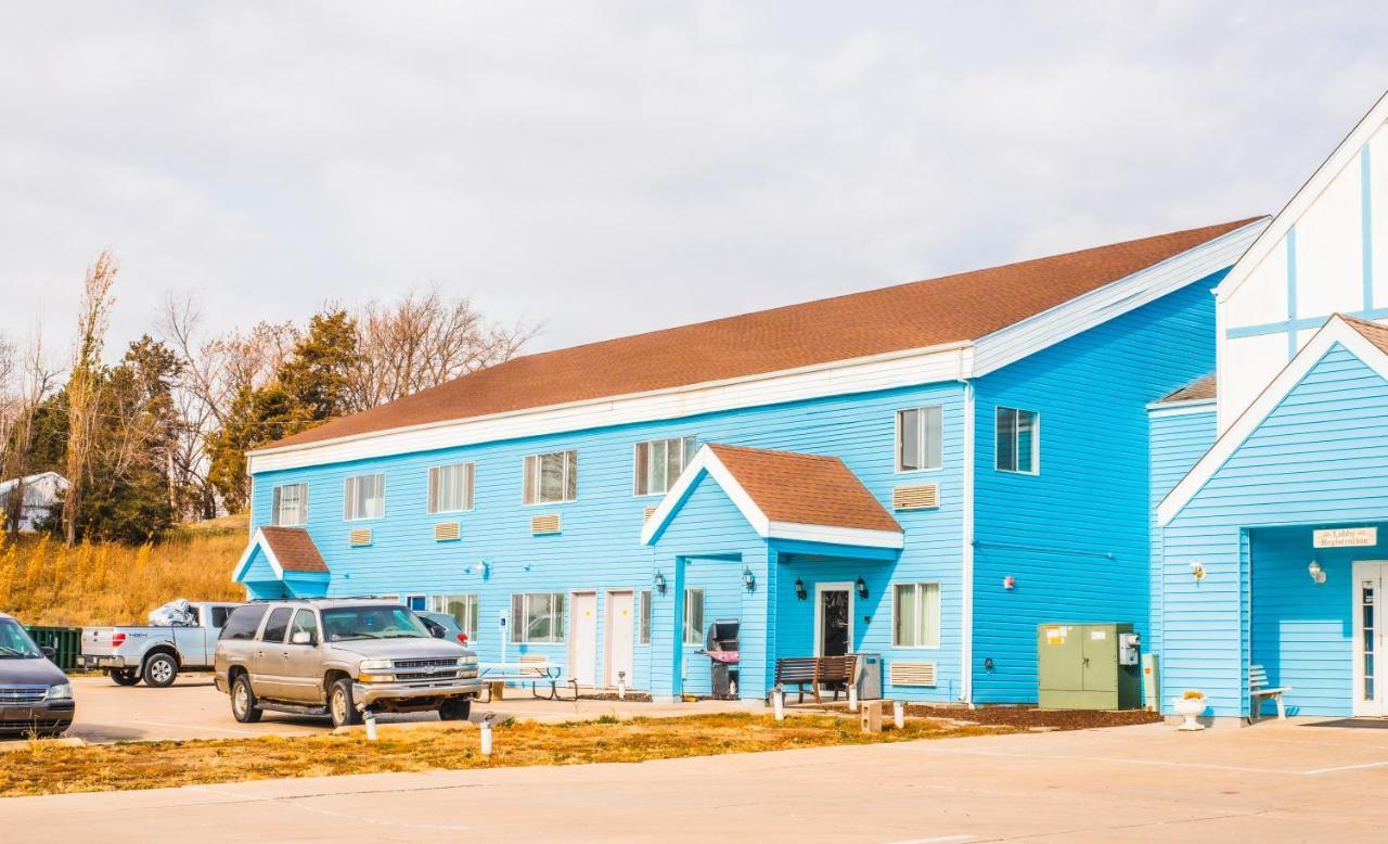Cozy House Inn & Suites By Marifah Williamsburg エクステリア 写真