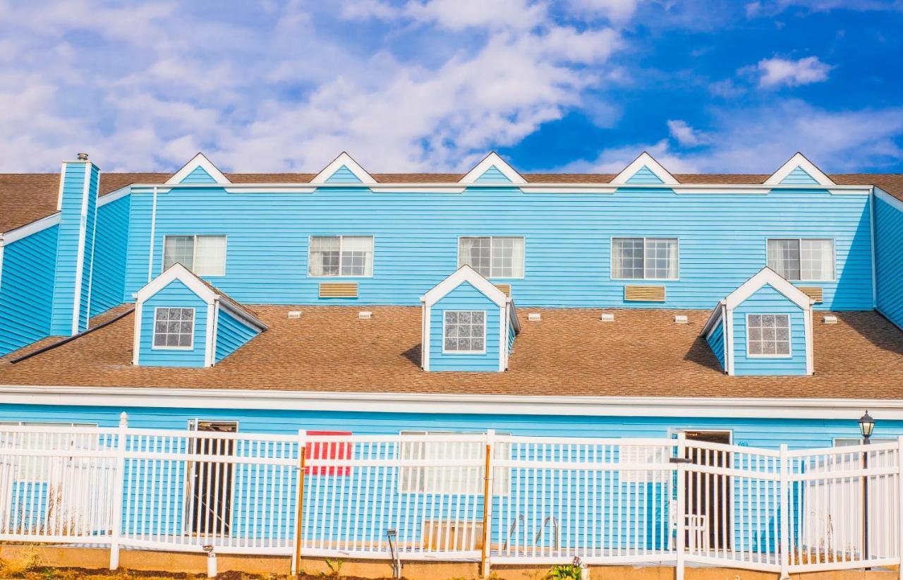 Cozy House Inn & Suites By Marifah Williamsburg エクステリア 写真