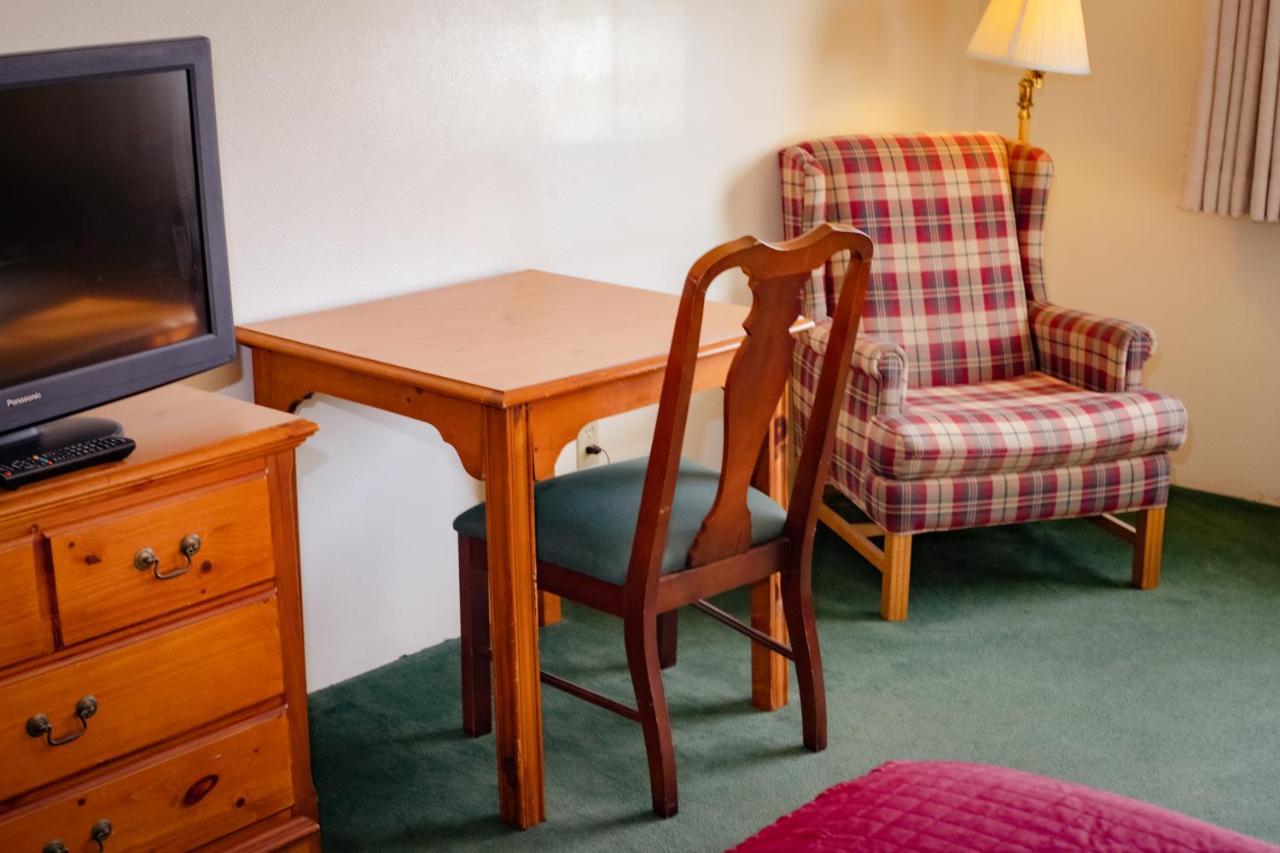 Cozy House Inn & Suites By Marifah Williamsburg エクステリア 写真