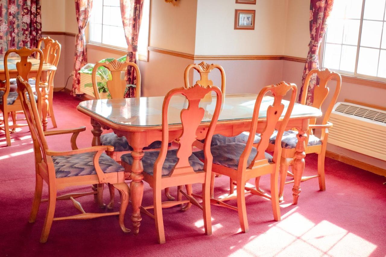 Cozy House Inn & Suites By Marifah Williamsburg エクステリア 写真