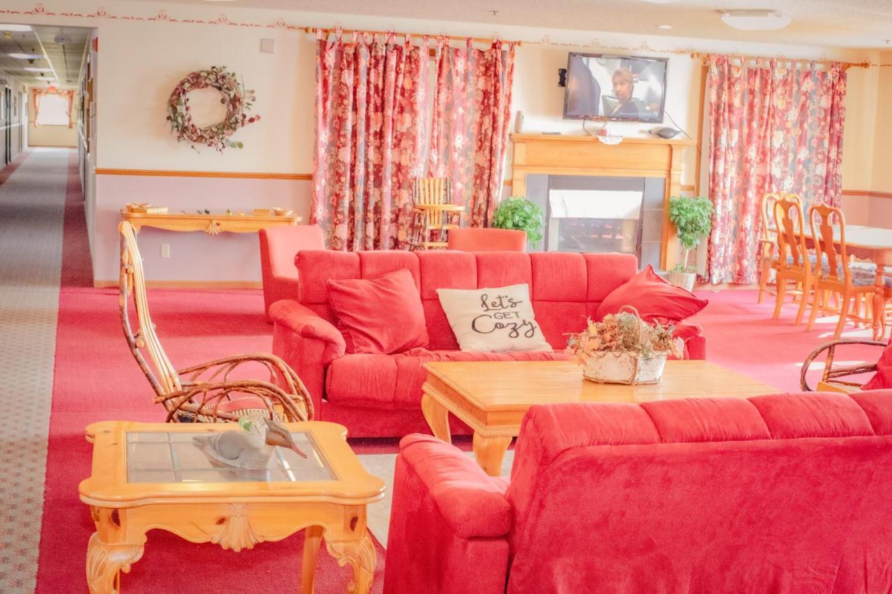 Cozy House Inn & Suites By Marifah Williamsburg エクステリア 写真