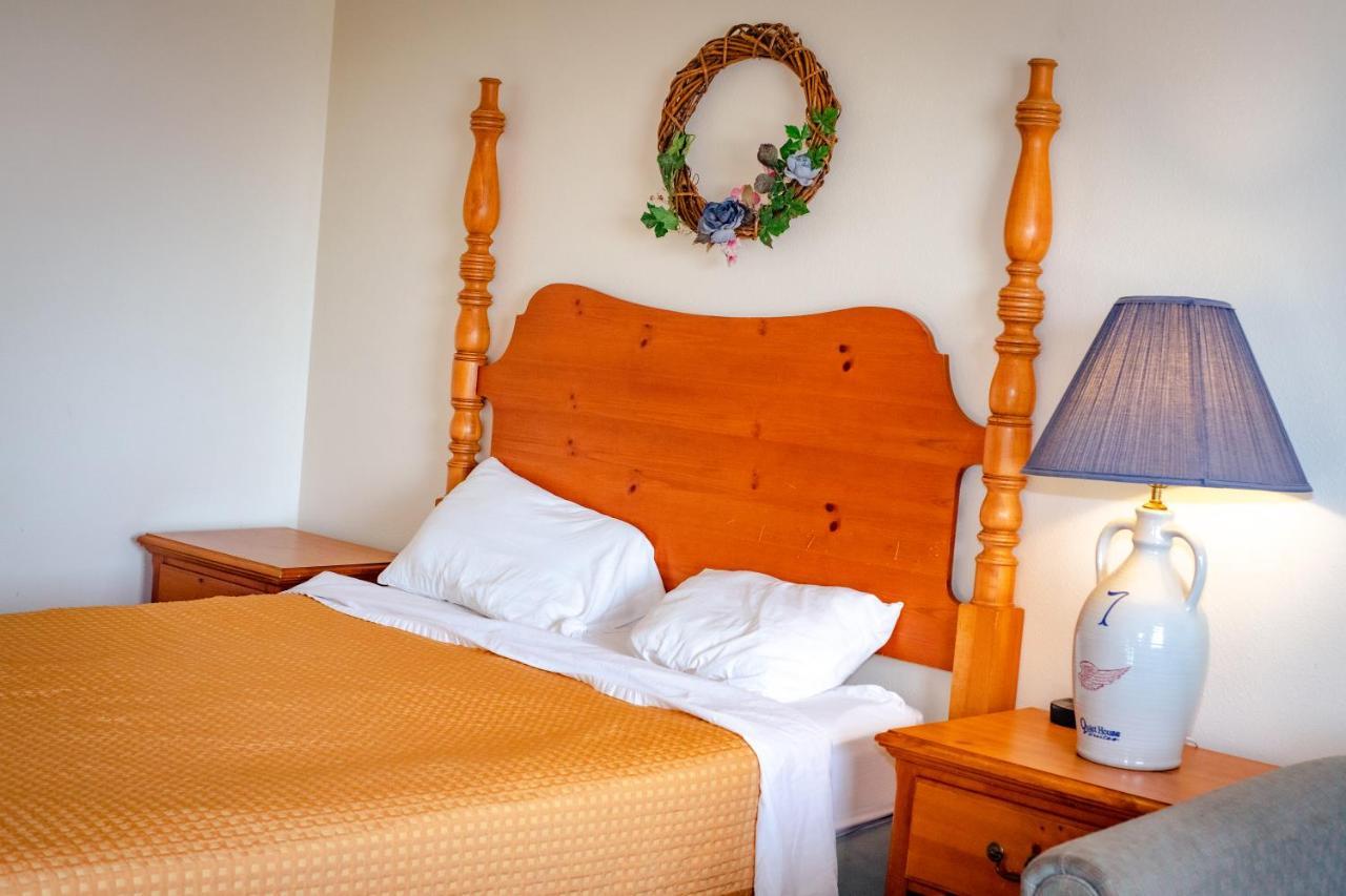 Cozy House Inn & Suites By Marifah Williamsburg エクステリア 写真