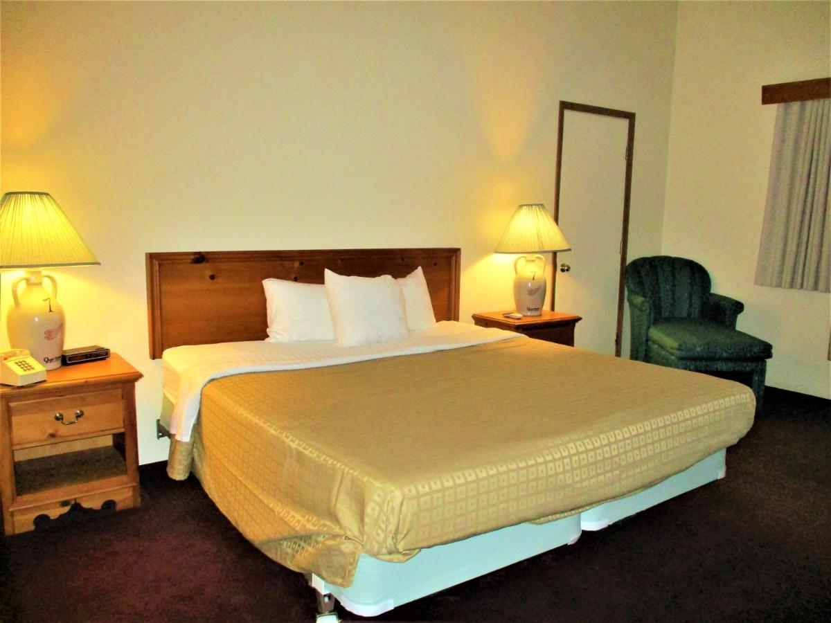 Cozy House Inn & Suites By Marifah Williamsburg エクステリア 写真