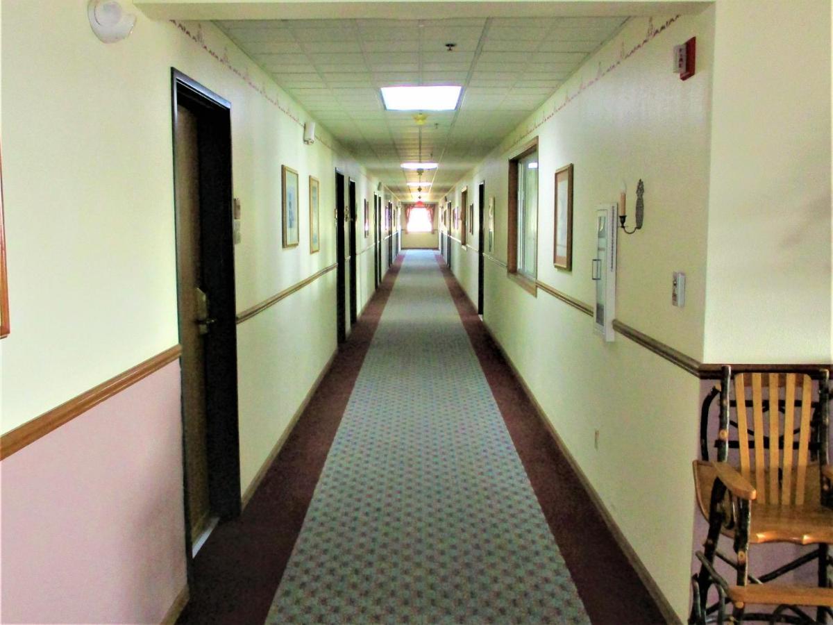 Cozy House Inn & Suites By Marifah Williamsburg エクステリア 写真