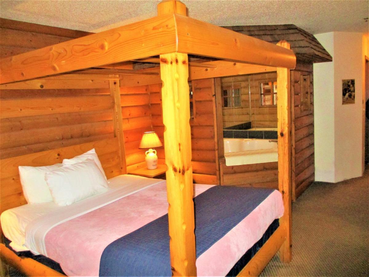 Cozy House Inn & Suites By Marifah Williamsburg エクステリア 写真